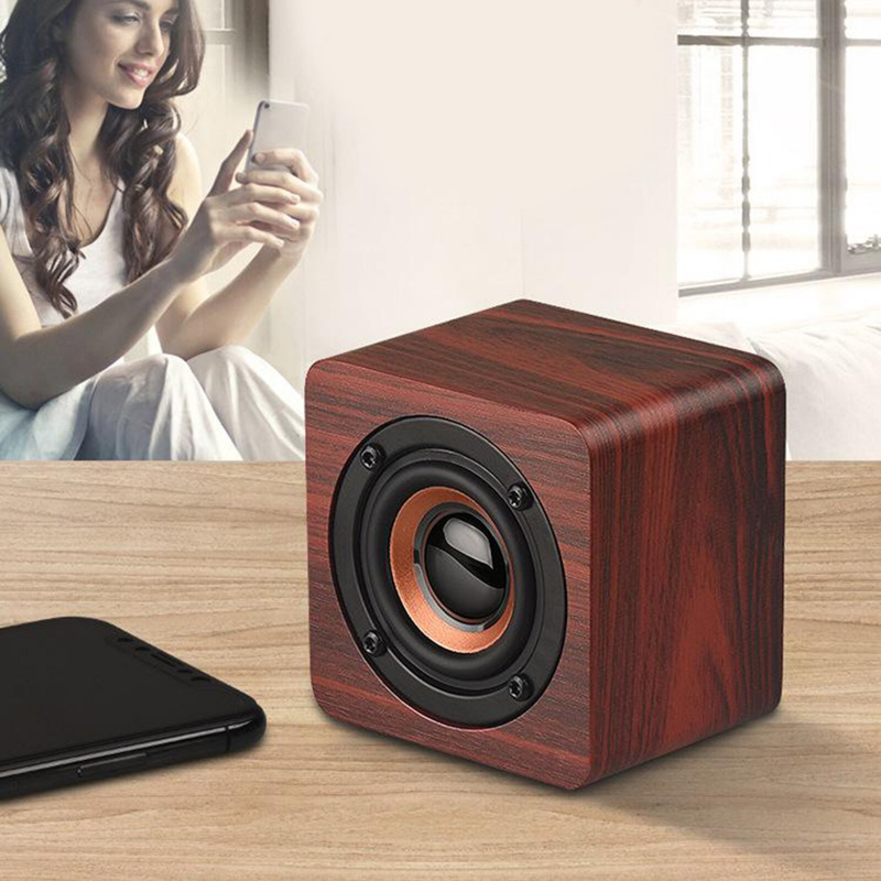便攜式木製 Bluetooth4.2 揚聲器無線大音量多媒體揚聲器 1200mAh 電池和電纜
