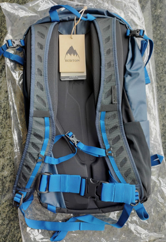Burton Skyward 18L Backpack Snowboardfans 美國日本進口滑雪及釣魚用品專門店