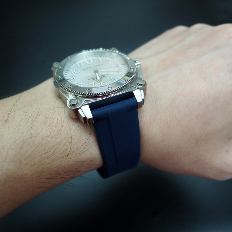 20mm, 22mm 海軍藍色氟橡膠錶帶