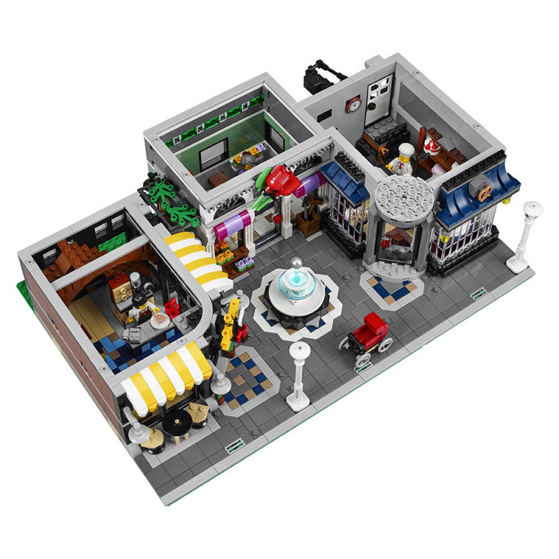 LEGO®Creator Expert 10255 集會廣場 ﹙街景模型﹚