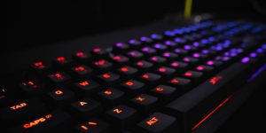 Xtrfy K2-RGB 電競鍵盤