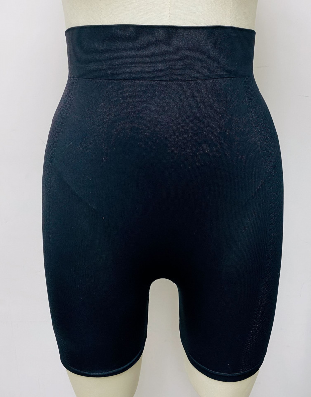 Q10 堅果油護膚運動短褲 (黑色)