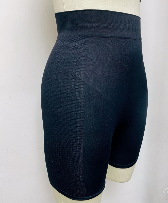 Q10 堅果油護膚運動短褲 (黑色)