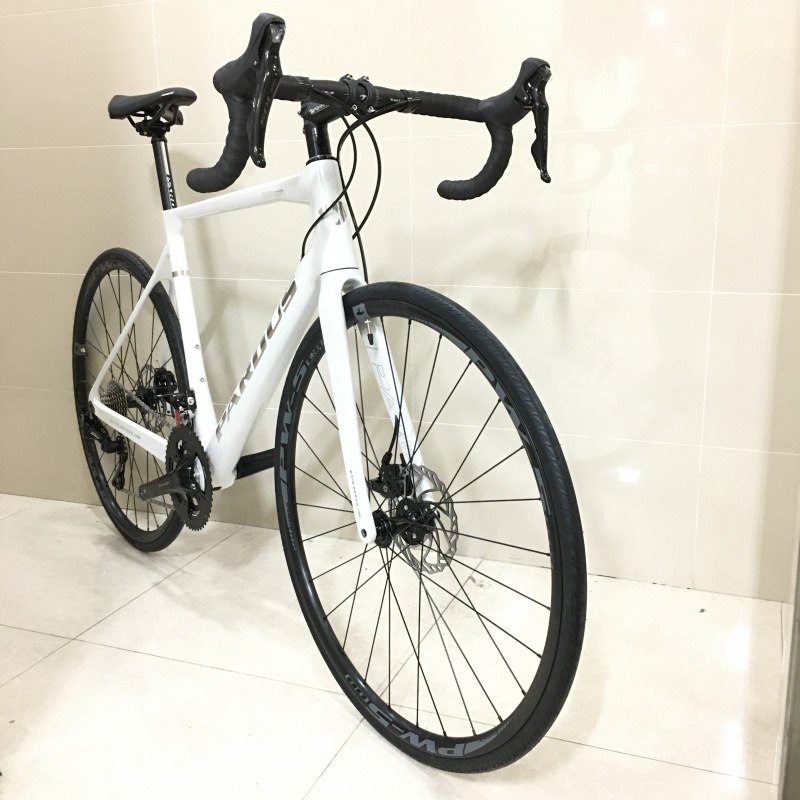 NEW PARDUS ROBIN SPORT DISC BRAKE ROAD BIKE SHIMANO R7000 105 22speed