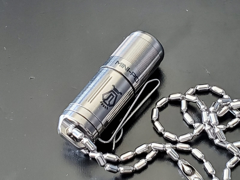 JETBeam MINI-PO 鈦金屬 USB充電 匙扣電筒