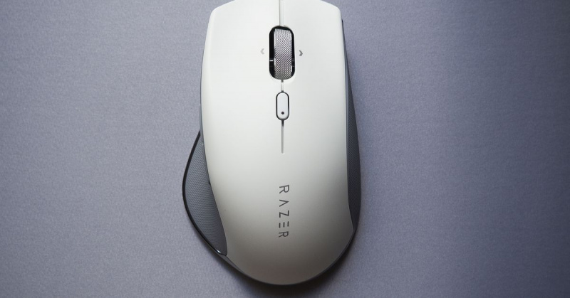 Razer Pro Click 人體工學無線滑鼠