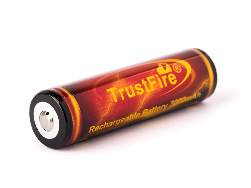 Trustfire 18650 3000mAh 有保護 鋰電池 正品正貨