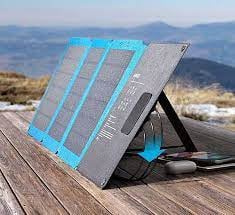 Anker PowerSolar Flex 24W 三輸出太陽能充電板