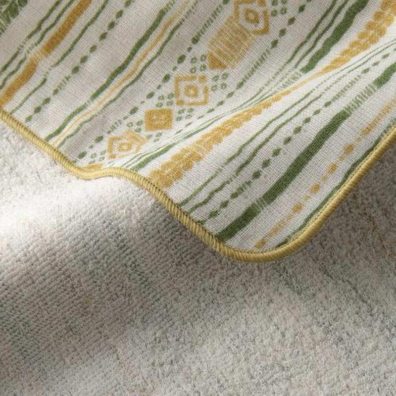 日本Js 古日風 日本製 米底綠黃花紋直條小方巾 (336)【市集世界 - 日本市集】