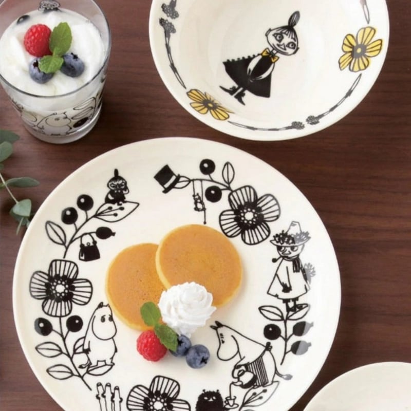 日版Moomin 姆明家族 日本製 簡潔雙色 4件瓷餐碗 禮盒套裝 (257)【市集世界 - 日本市集】