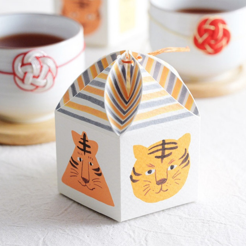 日本 貓雜貨 山壽杉 虎貓和紅茶 三角茶包 5包 (834)【市集世界 - 日本 市集】