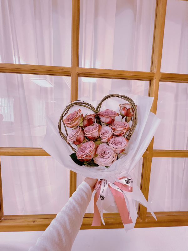 Flossom Hk 香港網上花店 首家獨有韓式浮誇奢華超霸氣巨型花束 Flossomhk