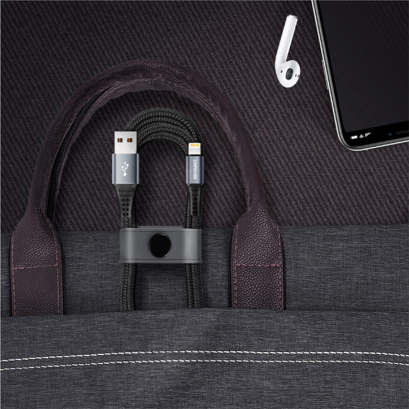 Capdase S/C Cable, iPhone, iPod, iPad series Metallic L-PIN_1.5M/Space Grey, Black