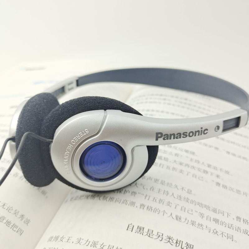 有綫耳機Wired Headset Photo Classic Retro Panasonic CD Player With Blue Dot Small Headset HIFI Gift Box Packaging Friends Over
