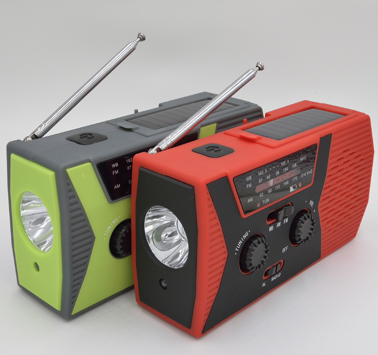 收音機2022太阳能手摇充电收音机带手电阅读灯