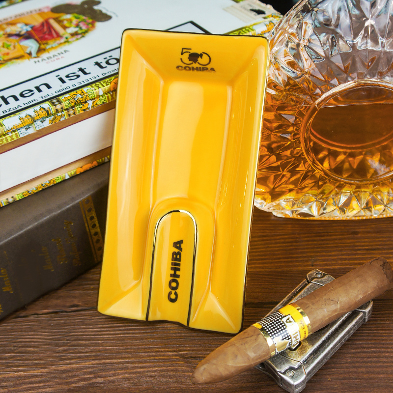 烟灰缸COHIBA Portable Cigar Ashtray Home Ceramic Ashtray Luxury Tobacco 1 Rest Holder Cigar Ashtray For Cigar Man