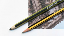 靚過 Apple 筆！Samsung 和 Staedtler 合作出經典鉛筆觸控筆 [多圖]