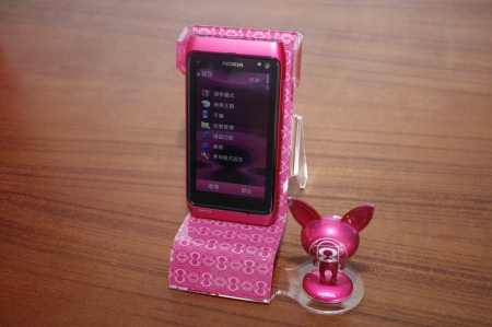 Nokia推行发布会 推出Nokia N8 Pink