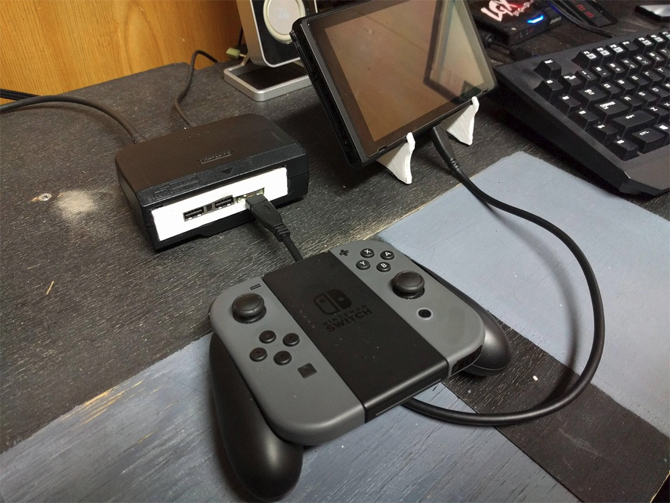 至今最型改装!N64 变身任天堂 Switch 插座 [有