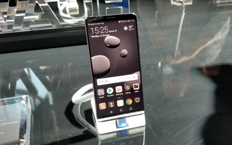 Huawei Mate 10 Pro、Mate 10 Porsche Desig