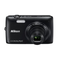 Nikon Coolpix S4100 Bundle Includes S4100 camera plus 4GB SD card and