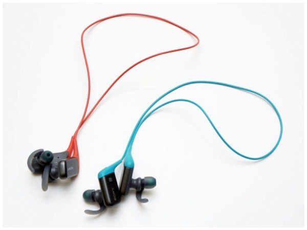 Sony 藍牙無線運動入耳式耳機MDR-AS600BT 