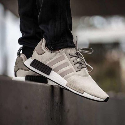 adidas nmd r1 price