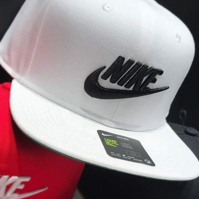 nike cap white price