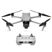 DJI Air 3 (配備 DJI RC-N2 普通遙控器)