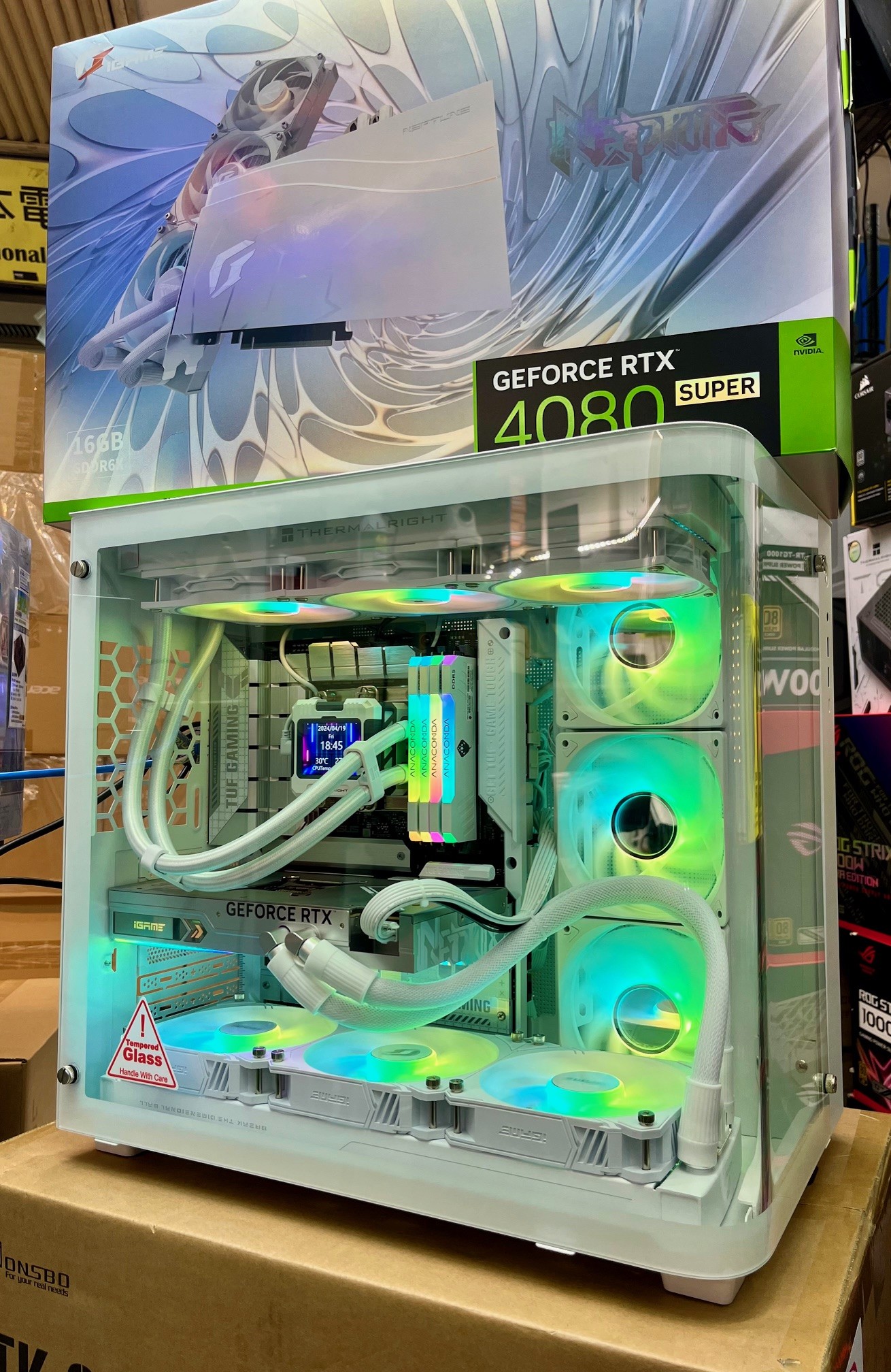 中天　新品　Windows版 298TLC 25年4月AMD Ryzen7-9800X3D + RTX 5070Ti (8核心16線程