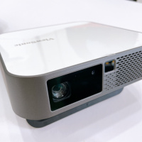 ViewSonic Full HD 無線瞬時對焦智慧微型投影機 M2e