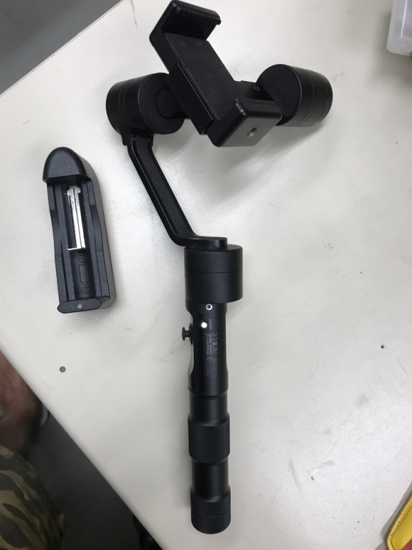 智云smooth-c三轴手机云台稳定器